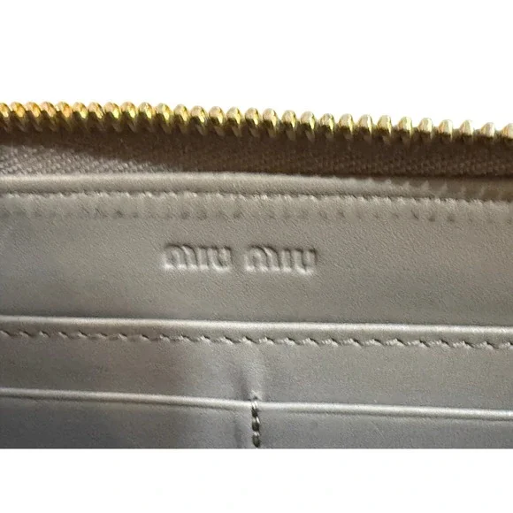 Miu Miu Crocodile Wallet Womens Embossed Leather Zip Around Gray Gold Luxury - Picture 4 of 9